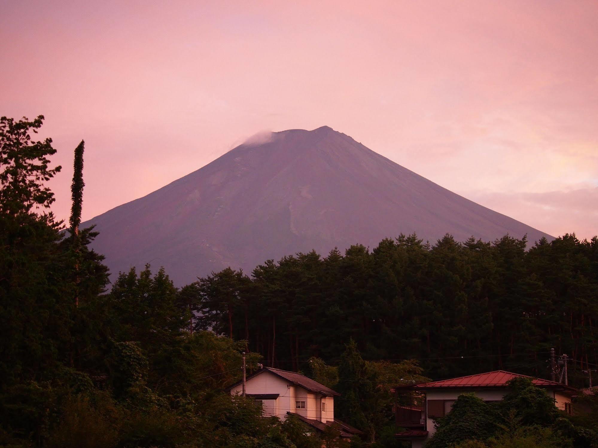 Mtfuji Guest House Kikkake Fujiyoshida Esterno foto
